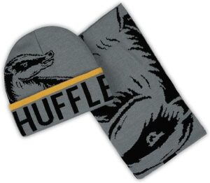 Harry Potter Hufflepuff Luxury Adults Beanie & Jacquard Scarf Set